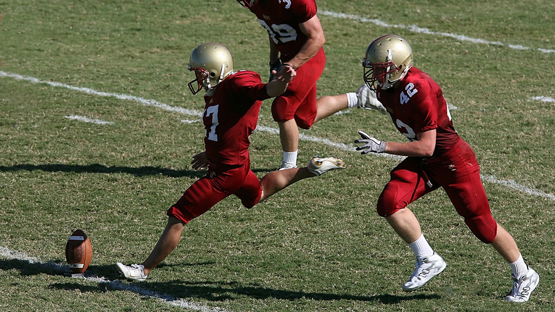 “亲子关系修复徒步营” 在长距离行走中重建信任